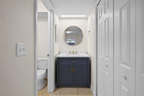 Condominio en alquiler en Saint Petersburg, Florida, 2 dormitorios, 88.26 m2 № 1913629 - foto 11
