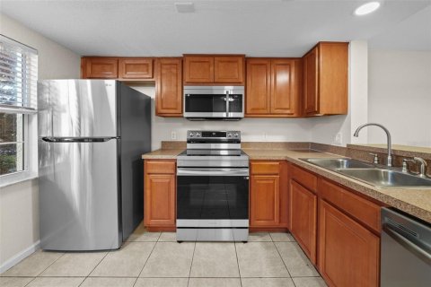 Condominio en alquiler en Saint Petersburg, Florida, 2 dormitorios, 88.26 m2 № 1913629 - foto 4