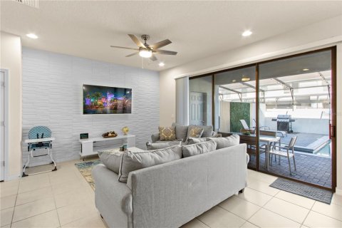 Touwnhouse à vendre à Kissimmee, Floride: 5 chambres, 210.24 m2 № 2134460 - photo 10