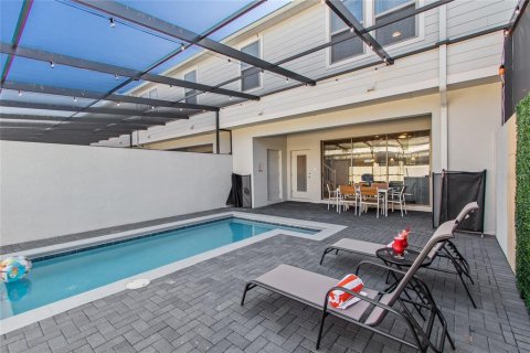 Touwnhouse à vendre à Kissimmee, Floride: 5 chambres, 210.24 m2 № 2134460 - photo 19