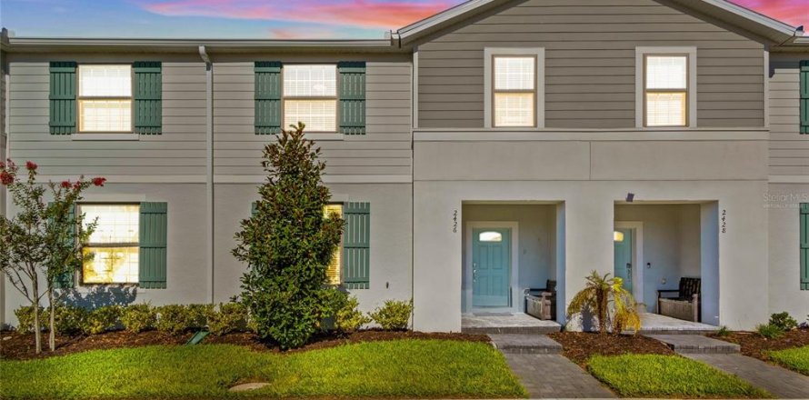 Touwnhouse à Kissimmee, Floride 5 chambres, 210.24 m2 № 2134460
