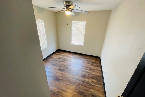 Villa ou maison à louer à Haines City, Floride: 2 chambres, 92.9 m2 № 2310789 - photo 25