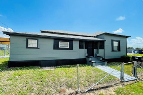 Villa ou maison à louer à Haines City, Floride: 2 chambres, 92.9 m2 № 2310789 - photo 2