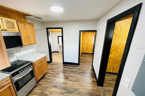 Villa ou maison à louer à Haines City, Floride: 2 chambres, 92.9 m2 № 2310789 - photo 11