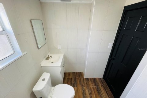 Villa ou maison à louer à Haines City, Floride: 2 chambres, 92.9 m2 № 2310789 - photo 21