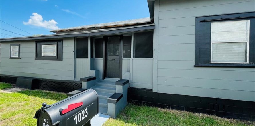 Villa ou maison à Haines City, Floride 2 chambres, 92.9 m2 № 2310789