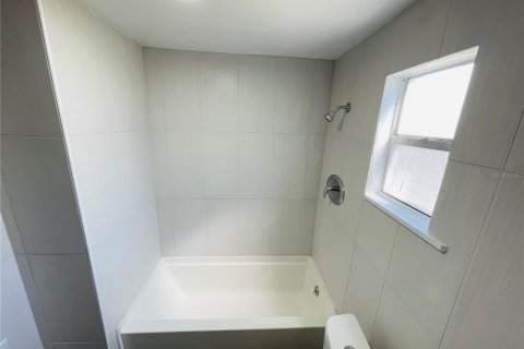 Villa ou maison à louer à Haines City, Floride: 2 chambres, 92.9 m2 № 2310789 - photo 20