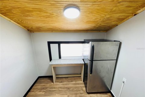 Villa ou maison à louer à Haines City, Floride: 2 chambres, 92.9 m2 № 2310789 - photo 16