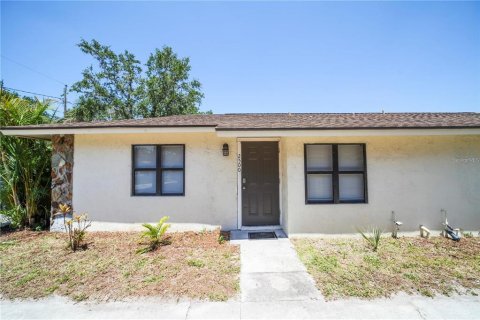 Apartamento en alquiler en Sarasota, Florida, 2 dormitorios, 74.32 m2 № 1901673 - foto 1