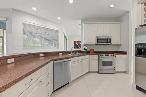Villa ou maison à vendre à Lutz, Floride: 3 chambres, 242.47 m2 № 2415404 - photo 18
