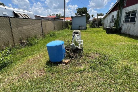 House in Plant City, Florida 3 bedrooms, 124.49 sq.m. № 1832824 - photo 13