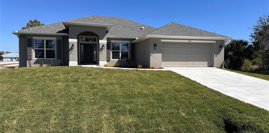 Casa en Port Charlotte, Florida 4 dormitorios, 216.46 m2 № 1915534