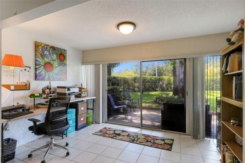 Condo in Palm Harbor, Florida, 2 bedrooms  № 1857819 - photo 5