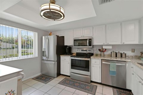 Condo in Palm Harbor, Florida, 2 bedrooms  № 1857819 - photo 4