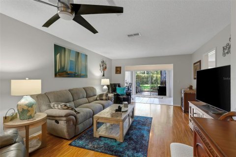 Condo in Palm Harbor, Florida, 2 bedrooms  № 1857819 - photo 9