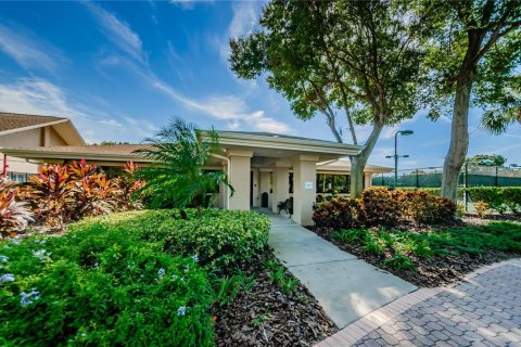 Condo in Palm Harbor, Florida, 2 bedrooms  № 1857819 - photo 27