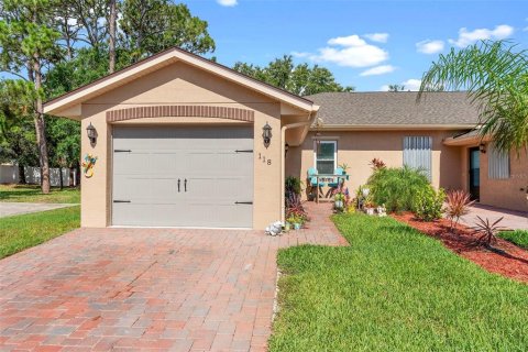House in Edgewater, Florida 2 bedrooms, 98.01 sq.m. № 1793318 - photo 2
