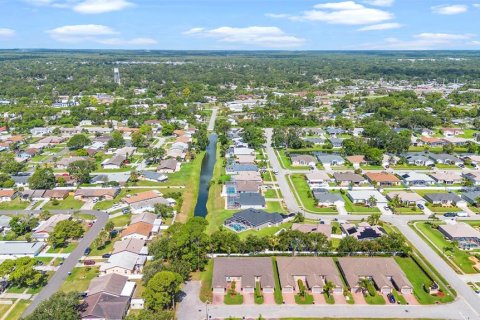 House in Edgewater, Florida 2 bedrooms, 98.01 sq.m. № 1793318 - photo 25