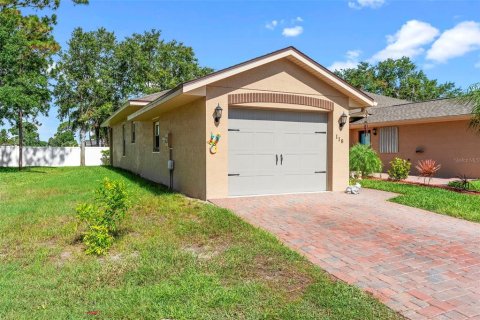 House in Edgewater, Florida 2 bedrooms, 98.01 sq.m. № 1793318 - photo 13