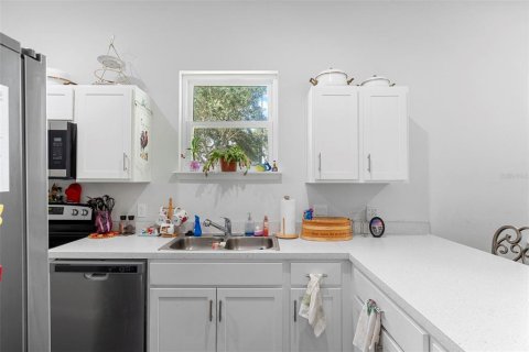 House in Edgewater, Florida 2 bedrooms, 98.01 sq.m. № 1793318 - photo 6