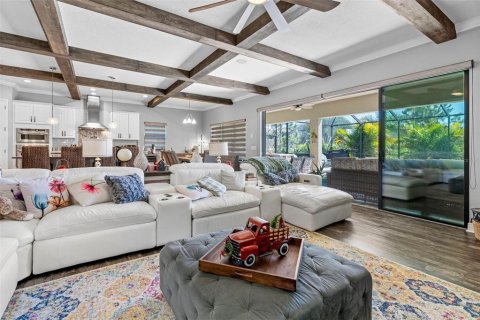 Casa en venta en Land O' Lakes, Florida, 5 dormitorios, 390.56 m2 № 1586299 - foto 8