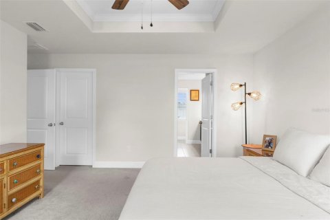 House in Land O' Lakes, Florida 3 bedrooms, 171.68 sq.m. № 1915313 - photo 17