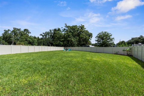 House in Land O' Lakes, Florida 3 bedrooms, 171.68 sq.m. № 1915313 - photo 30