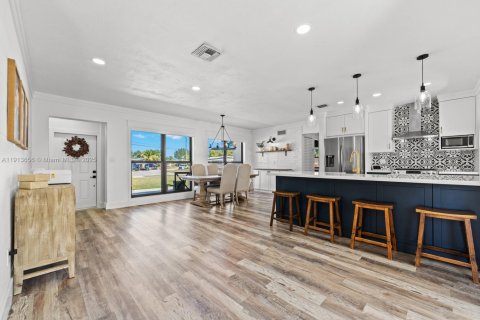 Villa ou maison à louer à Cutler Bay, Floride: 3 chambres, 138.42 m2 № 1971500 - photo 11