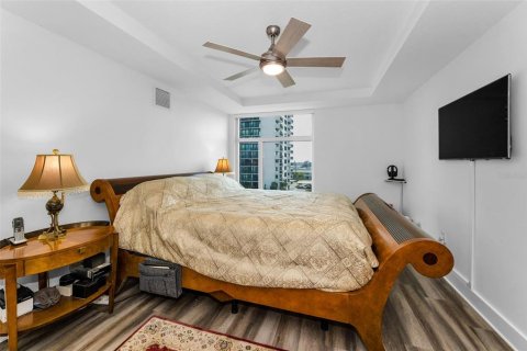 Condo in Clearwater, Florida, 3 bedrooms  № 1654187 - photo 25