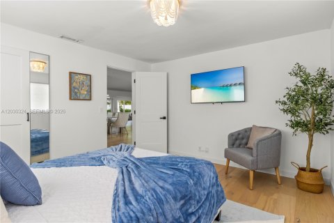Купить виллу или дом в Лайтхаус-Пойнт, Флорида 4 спальни, 254.18м2, № 2083893 - фото 25