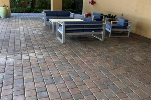 Copropriété à louer à Miami, Floride: 1 chambre, 77.57 m2 № 1891309 - photo 21