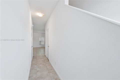 Adosado en venta en Lauderhill, Florida, 3 dormitorios, 138.98 m2 № 1934598 - foto 5