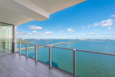 Condominio en venta en Miami, Florida, 2 dormitorios, 120.12 m2 № 1983377 - foto 21