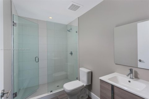 Condominio en venta en Miami, Florida, 2 dormitorios, 120.12 m2 № 1983377 - foto 11