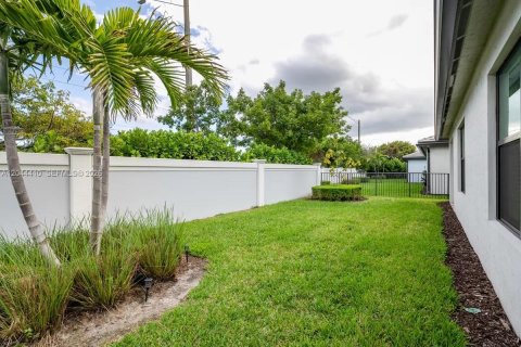 Villa ou maison à vendre à Lauderdale Lakes, Floride: 4 chambres, 169.83 m2 № 2192882 - photo 21