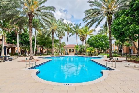 Condominio en alquiler en Tamarac, Florida, 1 dormitorio, 64.2 m2 № 2086159 - foto 6