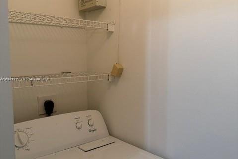 Condominio en alquiler en Tamarac, Florida, 1 dormitorio, 64.2 m2 № 2086159 - foto 18