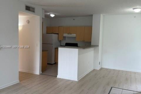 Condominio en alquiler en Tamarac, Florida, 1 dormitorio, 64.2 m2 № 2086159 - foto 9