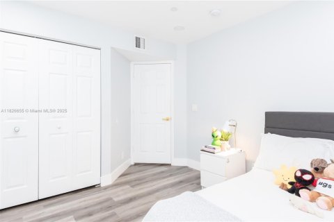 Townhouse in Weston, Florida 4 bedrooms, 166.3 sq.m. № 1796358 - photo 20
