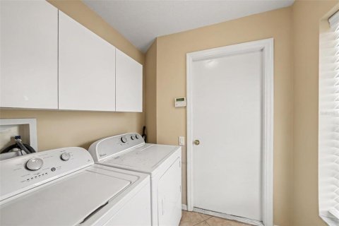 House in Wesley Chapel, Florida 3 bedrooms, 138.33 sq.m. № 2225611 - photo 25