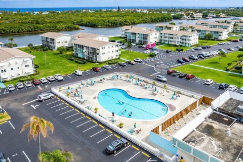 Condominio en venta en Boynton Beach, Florida, 1 dormitorio, 54.53 m2 № 1054785 - foto 1