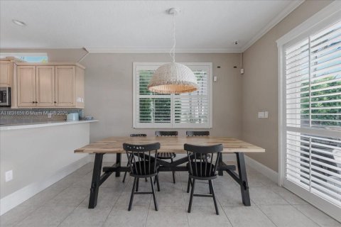 House in Miramar, Florida 4 bedrooms, 282.24 sq.m. № 1809615 - photo 20