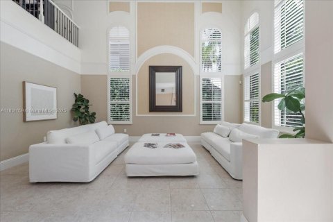House in Miramar, Florida 4 bedrooms, 282.24 sq.m. № 1809615 - photo 2