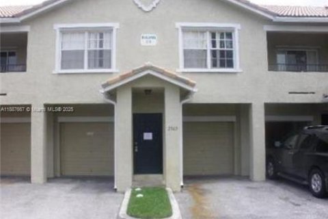 Copropriété à louer à North Lauderdale, Floride: 2 chambres, 107.21 m2 № 1942207 - photo 5