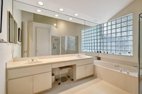 Villa ou maison à vendre à Boynton Beach, Floride: 3 chambres, 222.13 m2 № 2172853 - photo 17