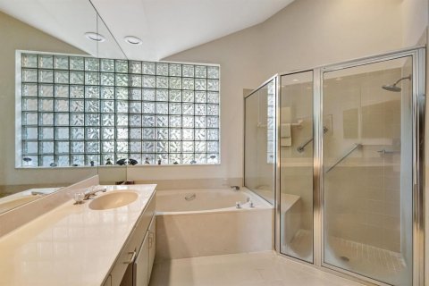Villa ou maison à vendre à Boynton Beach, Floride: 3 chambres, 222.13 m2 № 2172853 - photo 18