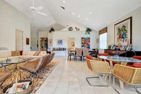 Villa ou maison à vendre à Boynton Beach, Floride: 3 chambres, 222.13 m2 № 2172853 - photo 16
