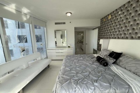 Купить кондоминиум в Майами, Флорида 2 спальни, 116.59м2, № 2048785 - фото 8