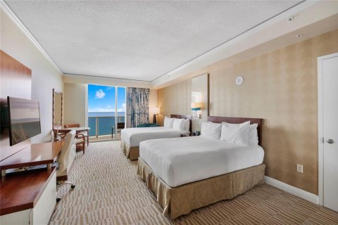 Condo in North Miami Beach, Florida, 1 bedroom  № 2082290 - photo 17