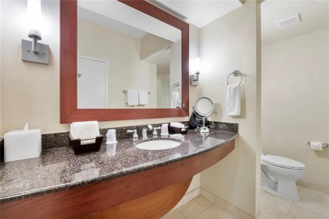 Condo in North Miami Beach, Florida, 1 bedroom  № 2082290 - photo 28